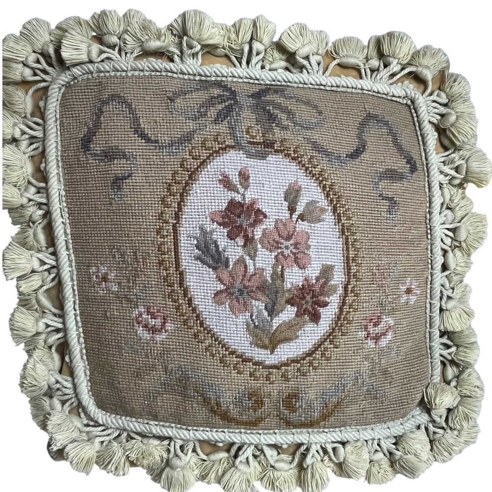 Wool Needlepoint Pillow Floral Tassle Trim Shabby French Country‎ Cottagecore